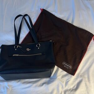 Coach Black Gallery Tote Leather with Dust Bag